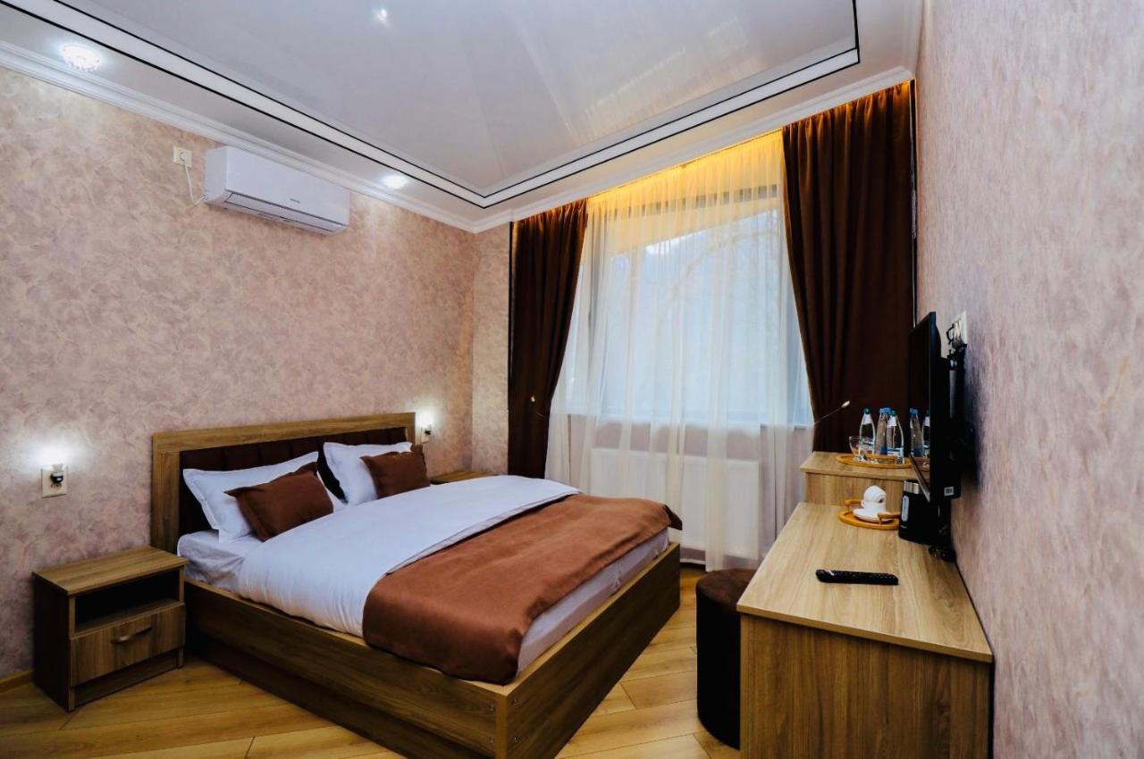 Hotel Evergreen Borjomi Exterior foto